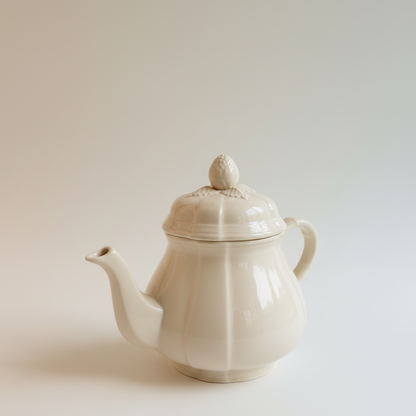 The Manoir Teapot — handcrafted ceramic teapot with quiet architectural presence