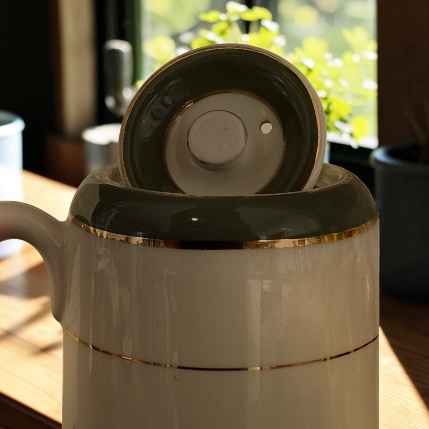 The Bridgwood Pot